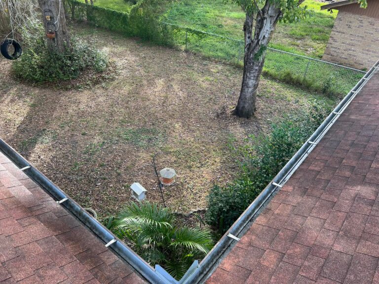 Gutter Cleaning in Lakeland 5 Expertly cleaned roof and gutters, birds eye view